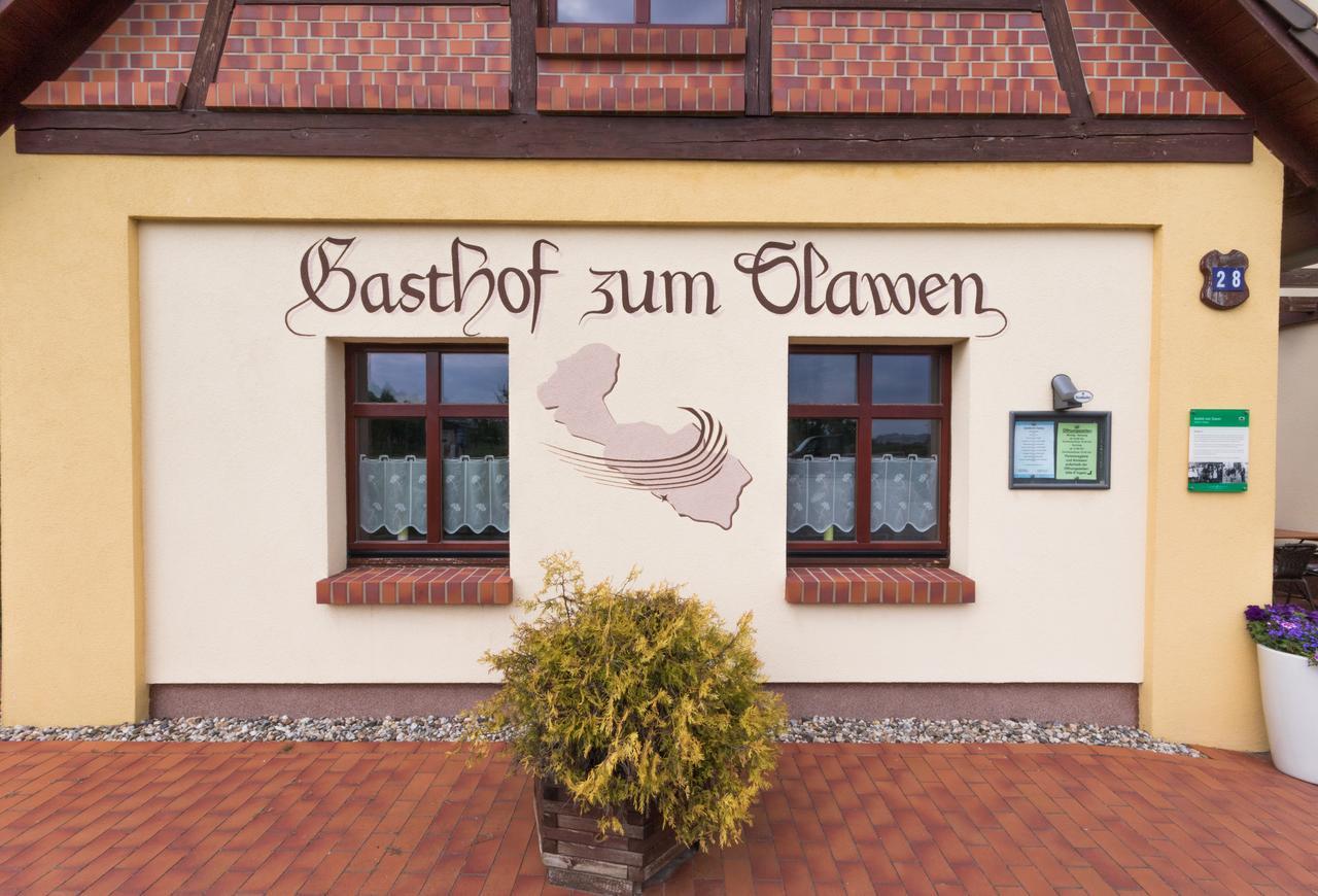 Hotel Gasthof Zum Slawen Vetschau Exterior foto